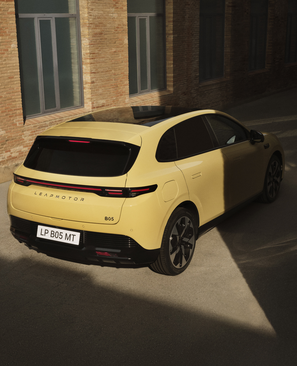 LEAPMOTOR B05 exteriér