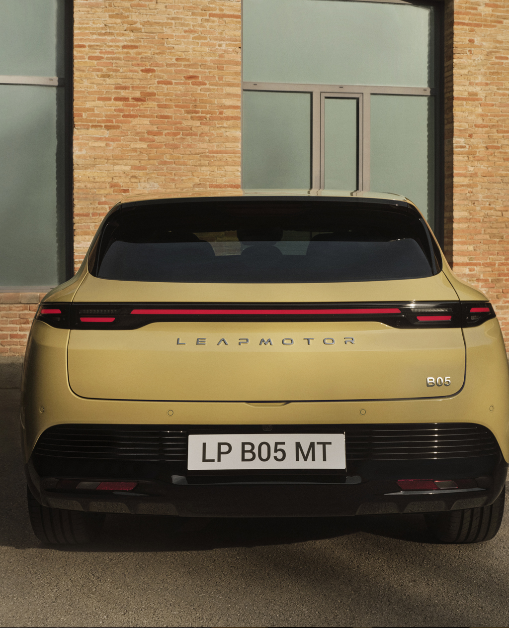 LEAPMOTOR B05 exteriér