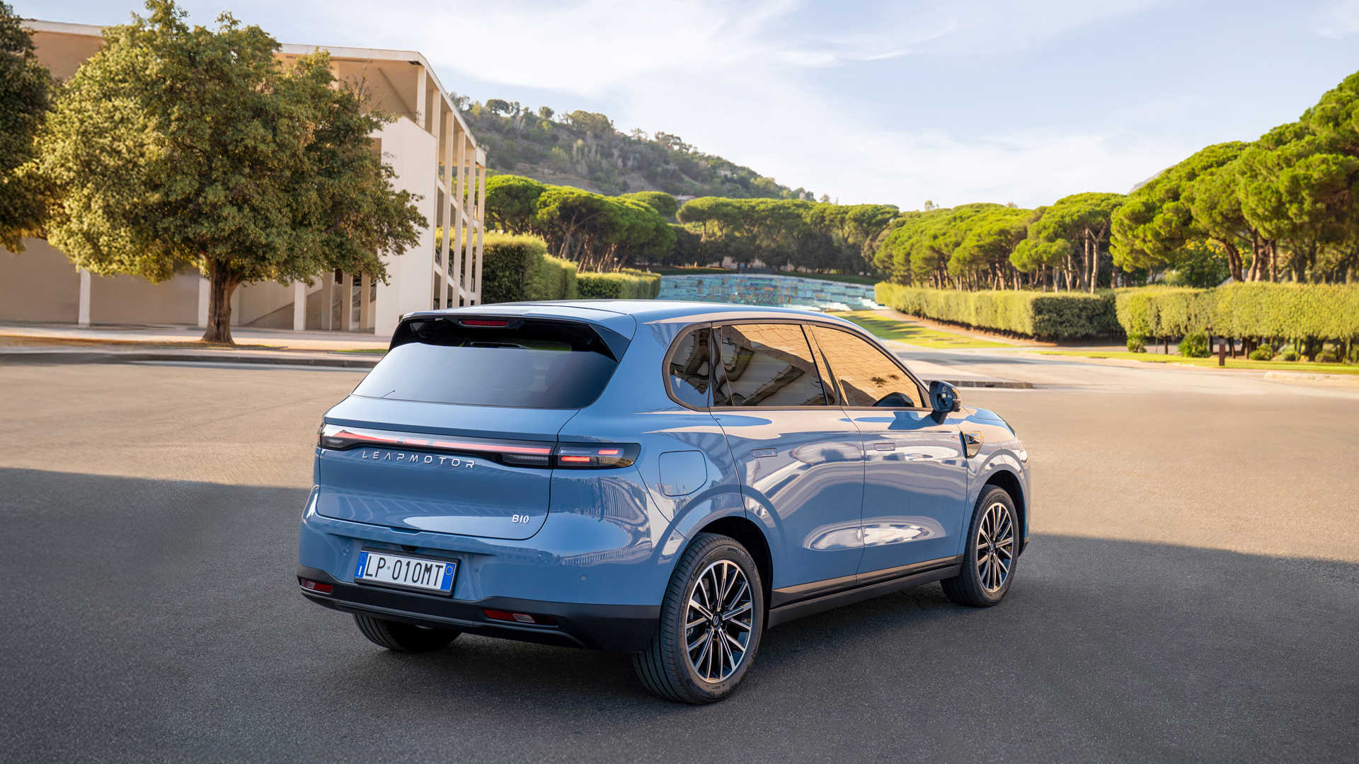 LEAPMOTOR B10 exteriér