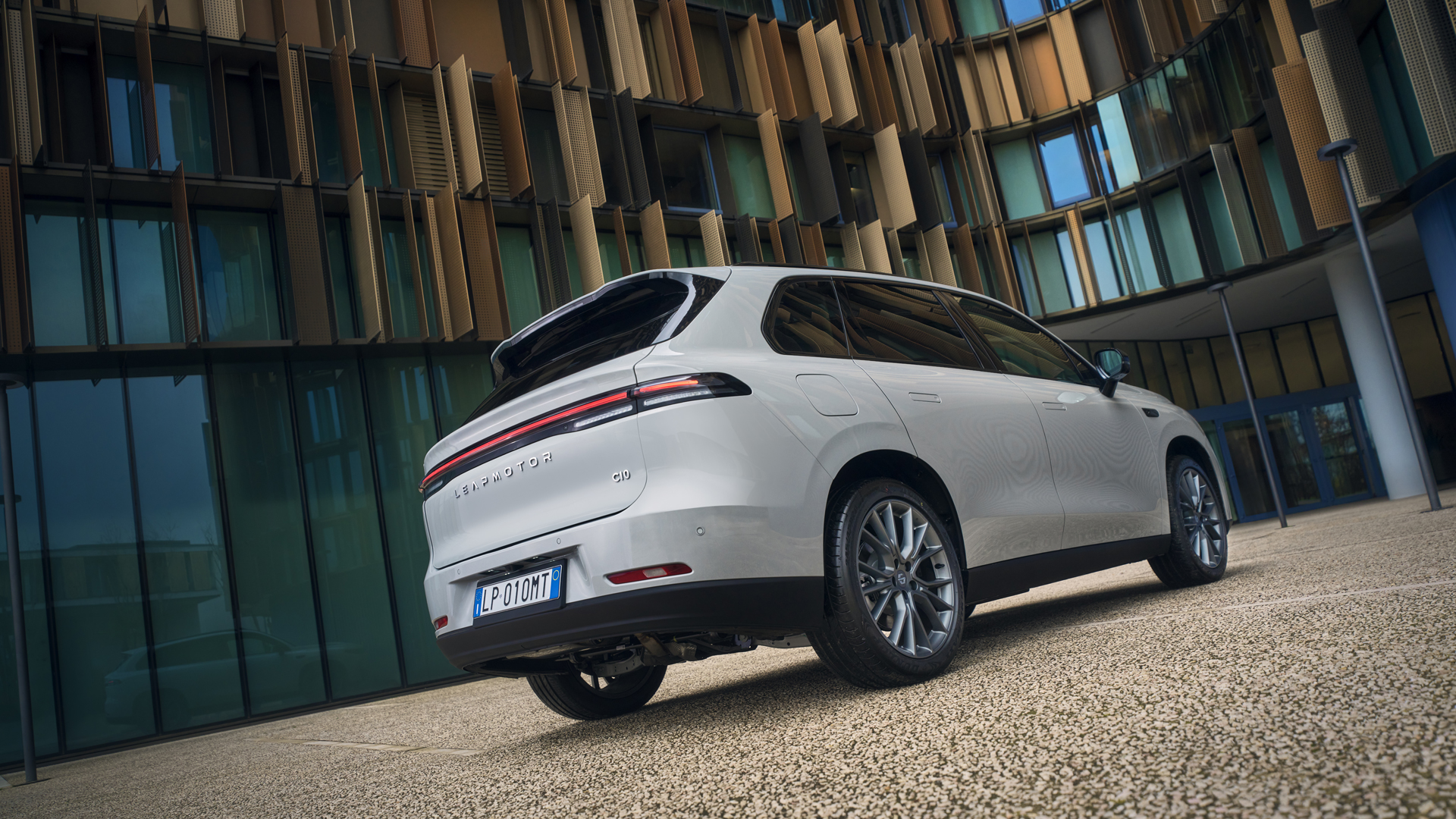 LEAPMOTOR C10 exteriér