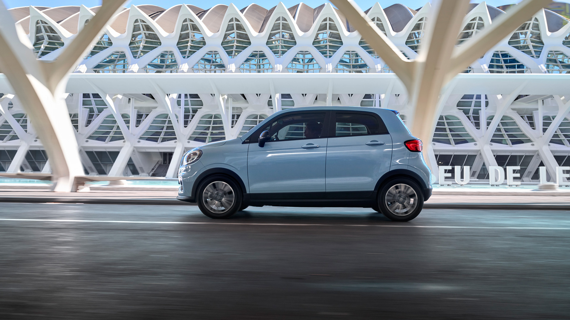 LEAPMOTOR T03 exteriér