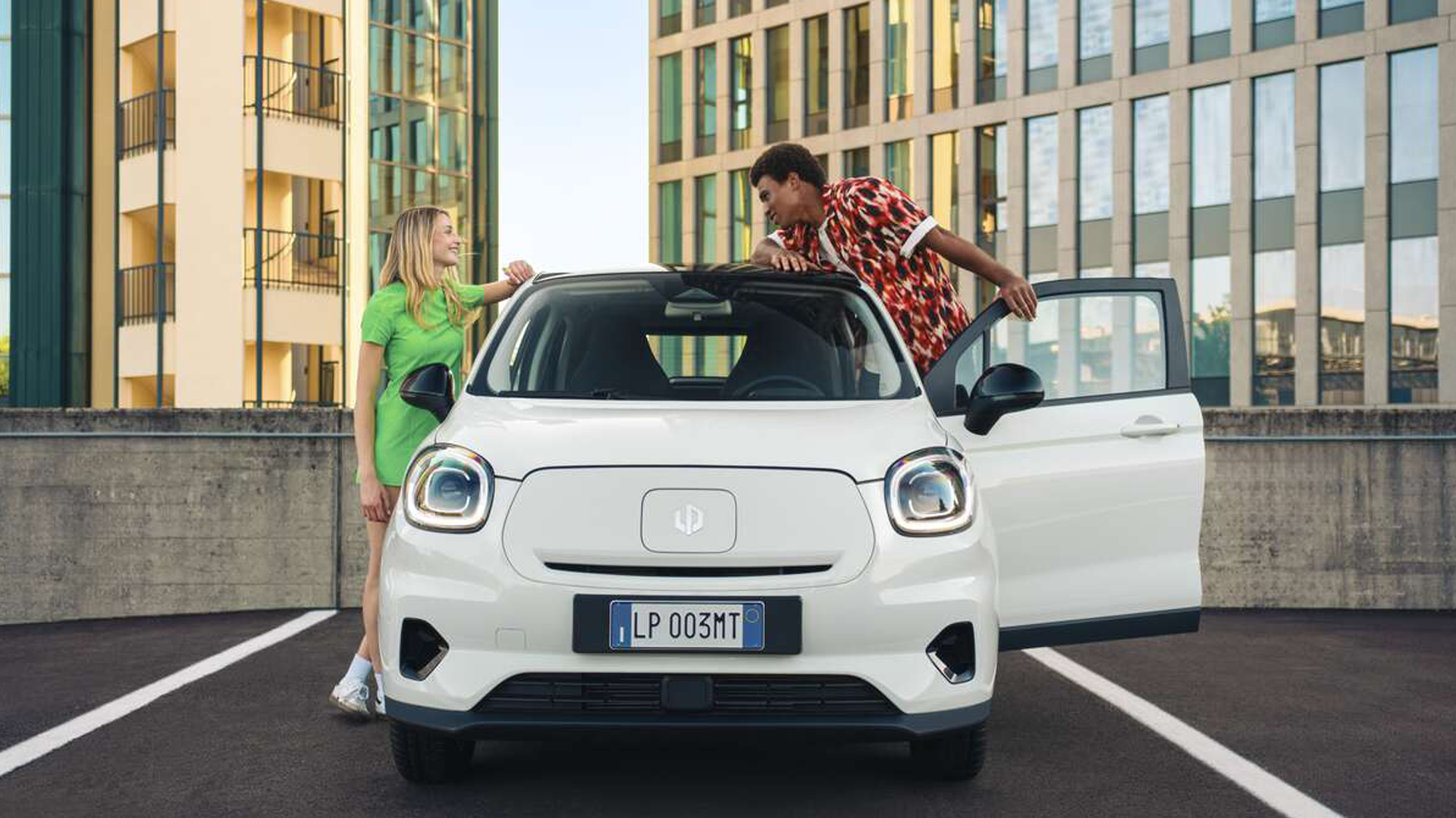 LEAPMOTOR T03 exteriér